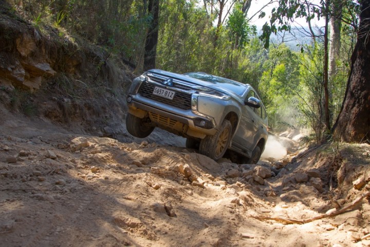 Pajero - 09